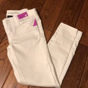 White Mid-Rise Stretch Legging